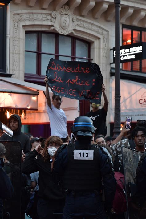 Celine cancels men’s show amid Paris protests 